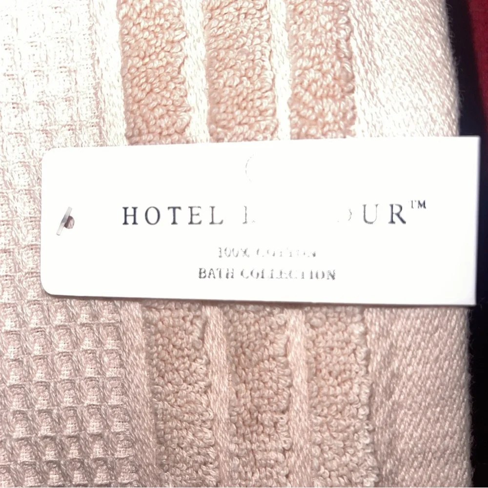 Hotel Balfour Collection Pink Sand Waffle Weave Twist Cotton Bath Towel 30x55”